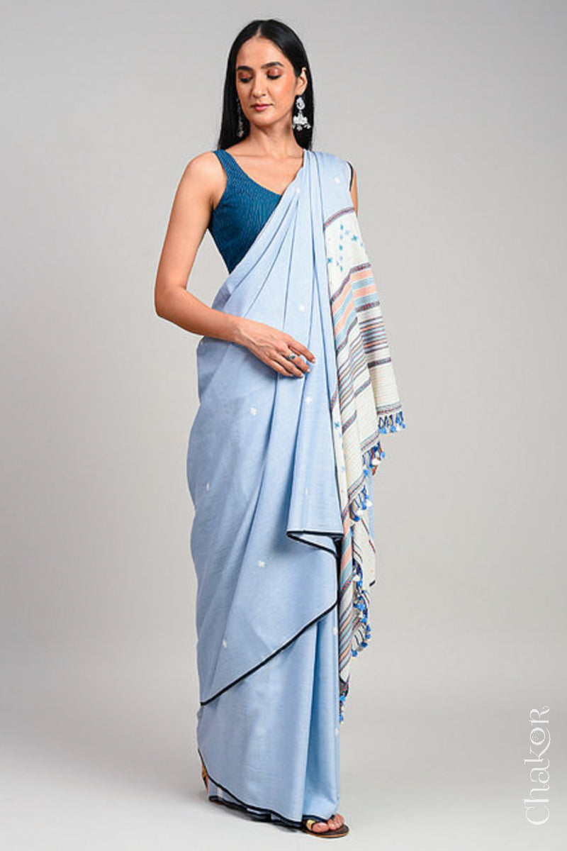 Handloom Blue Offwhite Bhujodi Cotton Saree by Chakor.