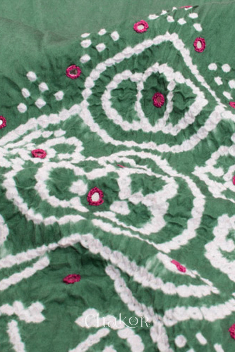 Chakor's Moss Green & Plum Pink Bandhani Cotton embroidered Kurta Fabric With Dupatta. 