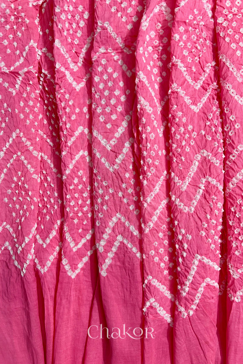 Detailed view of Bandhani tie-dye pattern and fabric fall on Pink cotton dupatta.
