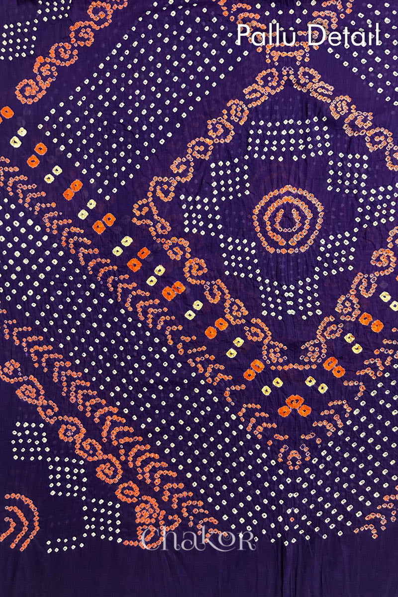 Pallu Detail of Tridev Mulmul Cotton purple saree with handcrafted Bandhani  – The Chakor Shop.