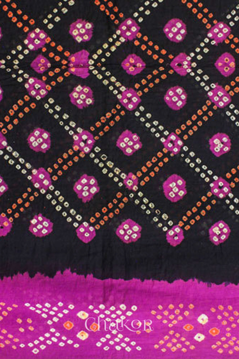 Traditional Black Magenta Bandhani Mul Cotton Saree by Chakor.
