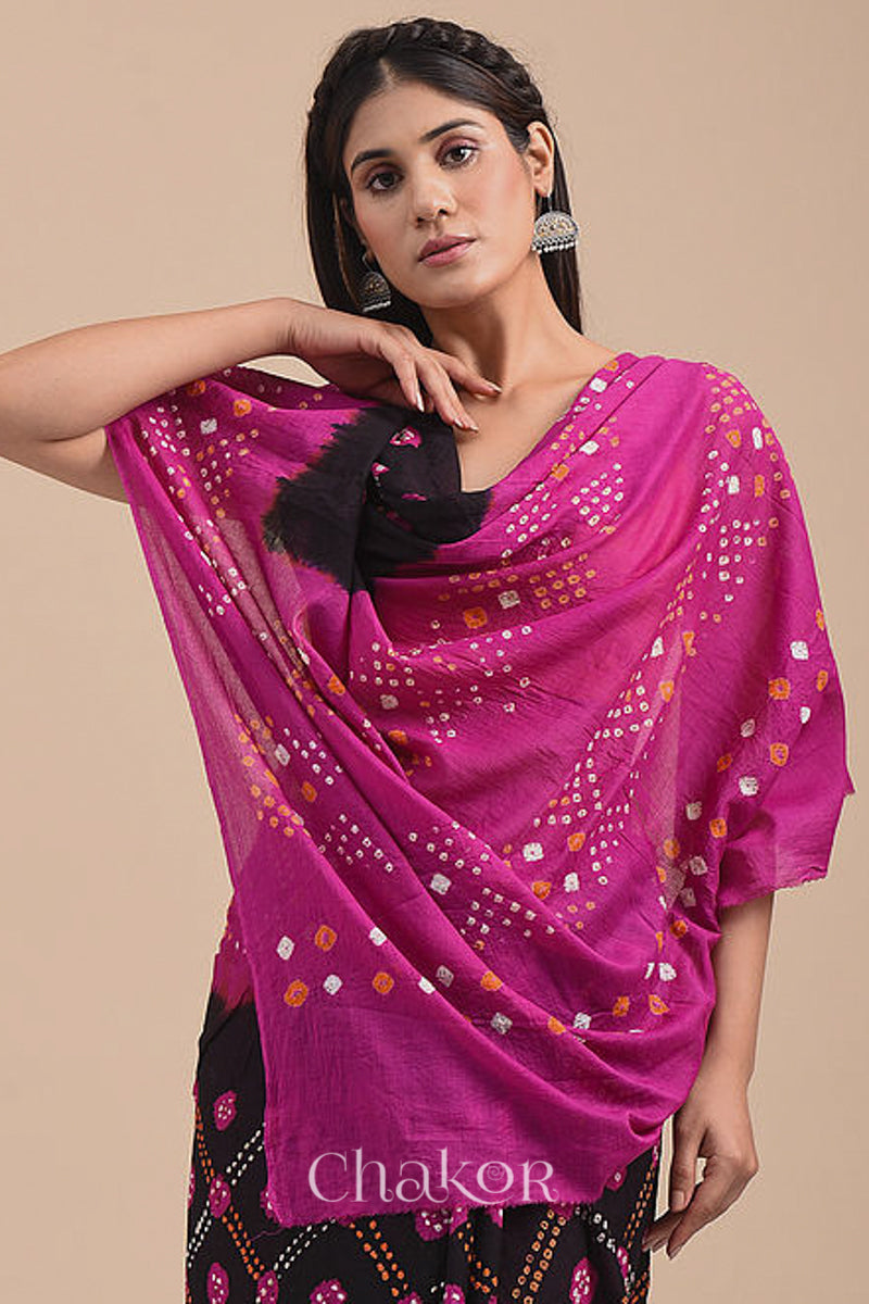 Traditional Black Magenta Bandhani Mul Cotton Saree by Chakor.